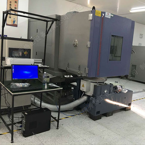 温湿振三综合试验箱