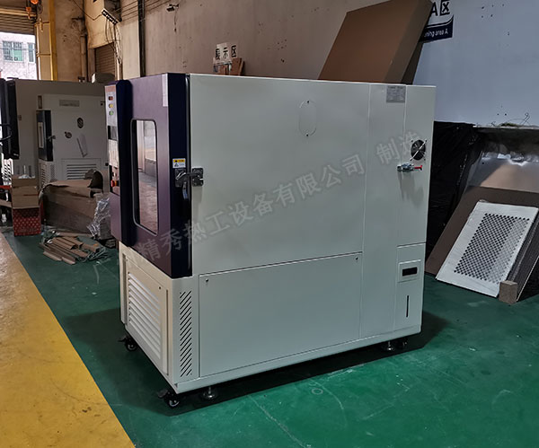 高低温试验箱